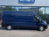 Begagnad Citroën Relay 140 HK (102 kW) 2020 Blå Van
