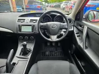 Usado Mazda 3 Edition 105 HP (77 kW) 2013 Vermelho Citadino