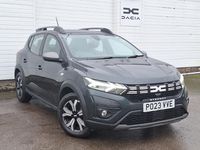 Begagnad Dacia Sandero Journey 91 HK (66 kW) 2023 Grå Halvkombi