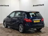 Used Mercedes B180 Exclusive 122 HP (89 kW) 2018 Blue Hatchback