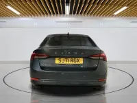 Usado Skoda Octavia SE Technology 204 CV (150 kW) 2021 Gris Utilitario