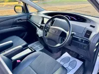 Used Toyota Estima 170 HP (125 kW) 2013 White MPV
