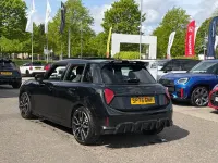 Używany Mini Cooper S Hatch 201 KM (147 kW) 2025 Czarny Hatchback