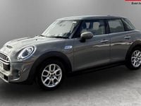Usado Mini Cooper S Classic 192 HP (141 kW) 2020 Citadino