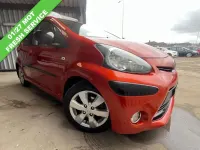 Used Toyota Aygo 68 HP (50 kW) 2012 Orange Hatchback