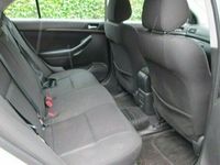 used Toyota Avensis 2.2