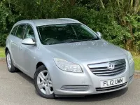Used Vauxhall Insignia 160 HP (117 kW) 2012 Silver Estate