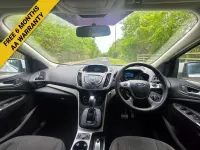 Käytetty Ford Kuga Zetec 163 HP (119 kW) 2014 Valkoinen Katumaasturi