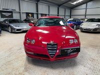 Used Alfa Romeo GTV Lusso 165 HP (121 kW) 2004 Red Coupe