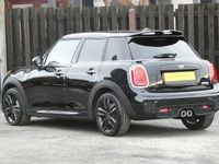 Używany Mini Cooper S Hatch 2019 Czarny Hatchback