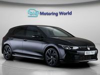 Second-hand VW Golf VIII R-line 148 CP (108 kW) 2023 Negru Hatchback