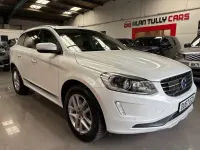 Used Volvo XC60 SE Lux 215 HP (158 kW) 2017 White SUV