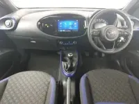 Used Toyota Aygo X 72 HP (52 kW) 2025 Blue SUV