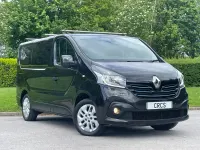 Used Renault Trafic 2018 Black MPV