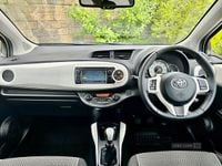 Used Toyota Yaris Trend 2013 White Hatchback