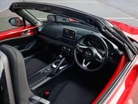 Used Mazda MX5 131 HP (96 kW) 2017 Red Cabriolet