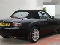 Usado Mazda MX5 126 HP (92 kW) 2007 Preto Cabrios