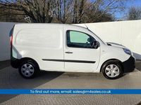 Used Nissan NV250 Acenta 95 HP (69 kW) 2020 White Van