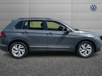 Used VW Tiguan Life 130 HP (95 kW) 2022 Grey SUV