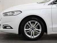 Used Ford Mondeo Zetec 150 HP (110 kW) 2017 White Estate