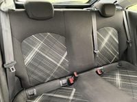 Used Vauxhall Corsa Edition 75 HP (55 kW) 2016 Black Hatchback