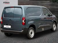 New Peugeot Partner 101 HP (74 kW) 2026 Blue MPV