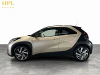 Used Toyota Aygo X 72 HP (52 kW) 2023 Beige SUV