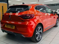 Used Renault Clio V RS Line 90 HP (66 kW) 2021 Orange Hatchback