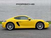 Used Porsche Cayman 300 HP (220 kW) 2022 Yellow Coupe