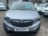 Used Vauxhall Combo Edition 100 HP (73 kW) 2021 Grey MPV