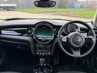 Used Mini Cooper Classic 134 HP (98 kW) 2023 Green Hatchback