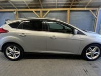 Used Ford Focus Zetec 120 HP (88 kW) 2016 Hatchback