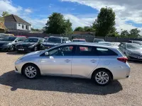 Used Toyota Auris Hybrid 2018 Silver Estate
