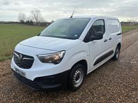 Used Vauxhall Combo Edition 75 HP (55 kW) 2019 White MPV
