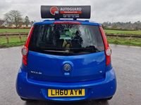 Second-hand Vauxhall Agila 94 CP (69 kW) 2011 Albastru Monovolum