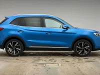 Usado MG ZS Trophy 196 HP (144 kW) 2025 Azul SUV