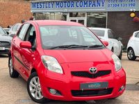 Used Toyota Yaris 90 HP (66 kW) 2011 Red Hatchback