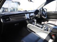 Used Porsche Macan 265 HP (194 kW) 2023 Grey SUV