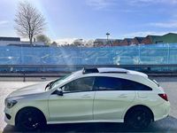 Used Mercedes CLA220 Shooting Brake AMG 177 HP (130 kW) 2016 White Estate