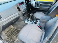 Used Mitsubishi Shogun 197 HP (144 kW) 2013 Grey SUV