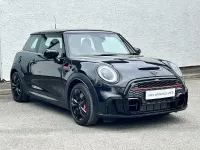 Begagnad Mini John Cooper Works Hatch 228 HK (167 kW) 2023 Svart Halvkombi