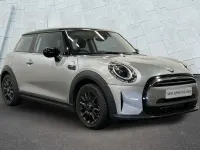 Używany Mini Cooper Classic 134 KM (98 kW) 2023 Srebrny Hatchback