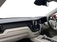 Usado Volvo XC60 Inscription 197 HP (144 kW) 2022 Vermelho SUV
