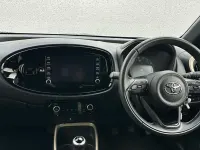Used Toyota Aygo X 72 HP (52 kW) 2022 Beige SUV