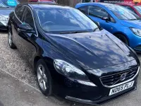 Used Volvo V40 SE 2015 Black Hatchback