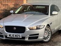 Begagnad Jaguar XE Prestige 2015 Silver Sedan