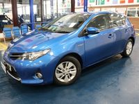 used Toyota Auris Hybrid 