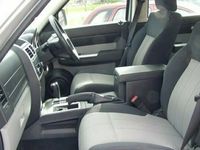 used Dodge Nitro 2.8