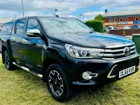 Used Toyota HiLux 150 HP (110 kW) 2016 Black Pickup