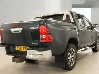 Used Toyota HiLux 150 HP (110 kW) 2017 Green Pickup